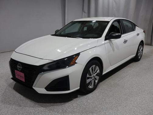 2024 Nissan Altima S FWD