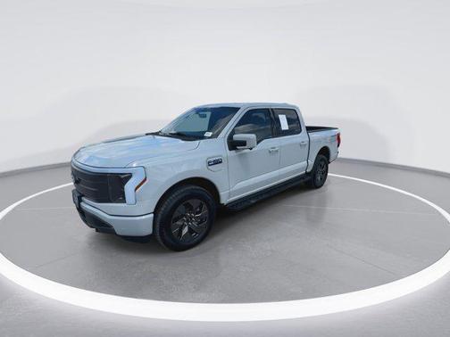 2024 Ford F-150 Lightning LARIAT