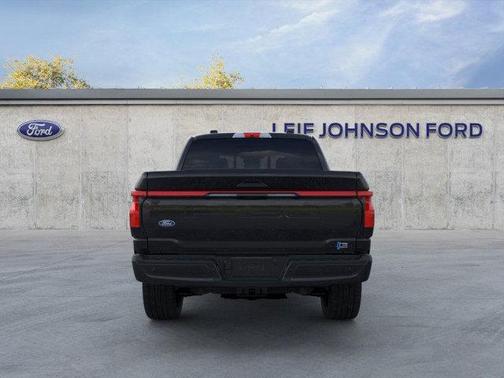 2025 Ford F-150 Lightning Platinum