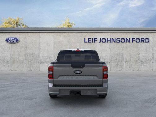 2025 Ford Maverick Lobo Standard