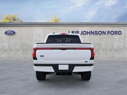 2025 Ford F-150 Lightning Platinum