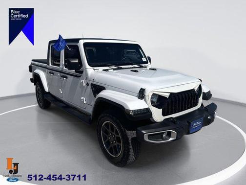 2022 Jeep Gladiator Overland