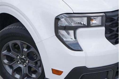 OXFORD WHITE 2025 Ford Maverick XLT