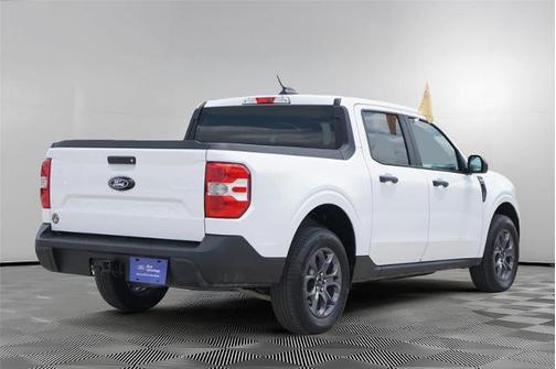 OXFORD WHITE 2025 Ford Maverick XLT
