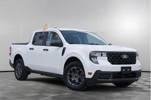 OXFORD WHITE 2025 Ford Maverick XLT