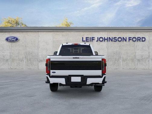 2025 Ford F-350 Platinum