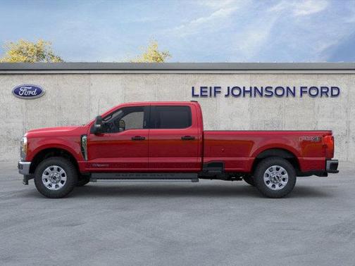 2025 Ford F-350 XLT