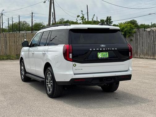 OXFORD WHITE 2025 Ford Expedition ACTIVE