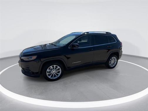 Diamond Black Crystal Pearlcoat 2019 Jeep Cherokee LATITUDE