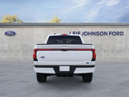 2025 Ford F-150 Lightning LARIAT