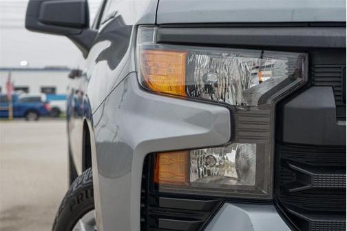 Sterling Gray Metallic 2023 Chevrolet Silverado 1500 CUSTOM