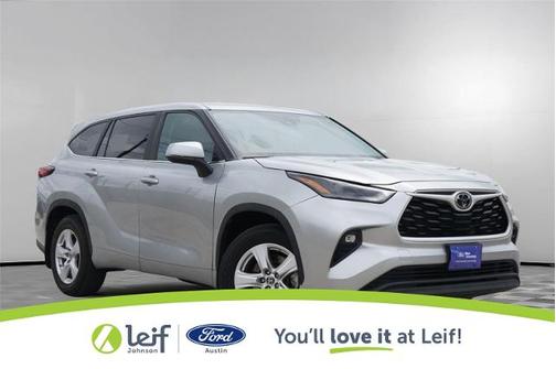 Celestial Silver Metallic 2023 Toyota Highlander LE