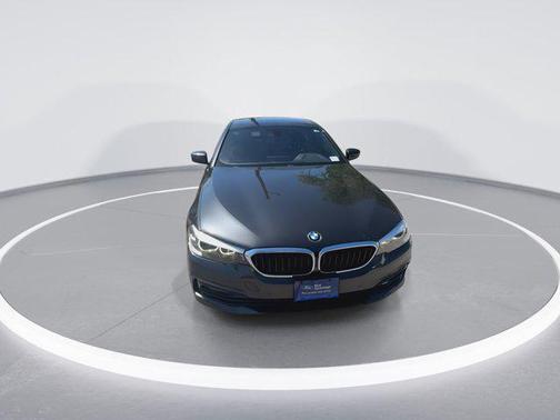 2017 BMW 530 530i