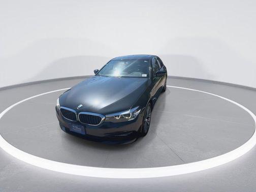 2017 BMW 530 530i
