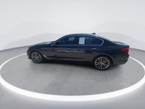 2017 BMW 530 530i