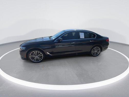 2017 BMW 530 530i