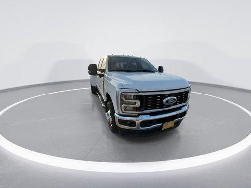 2024 Ford F-350 LARIAT SUPER DUTY