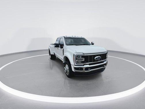 2024 Ford F-450 Lariat