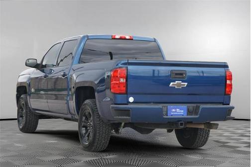 Deep Ocean Blue Metallic 2017 Chevrolet Silverado 1500 LT