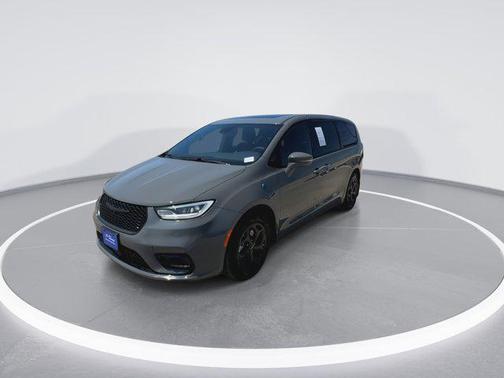 2022 Chrysler Pacifica Hybrid Limited
