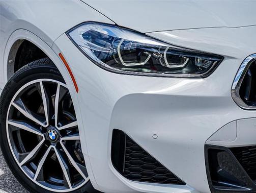 Alpine White 2023 BMW X2 SDRIVE28I