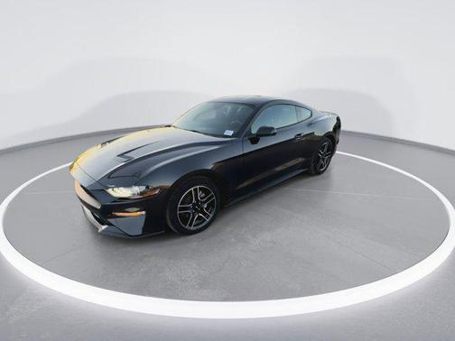 2022 Ford Mustang EcoBoost