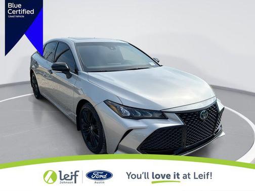 2022 Toyota Avalon Hybrid XSE