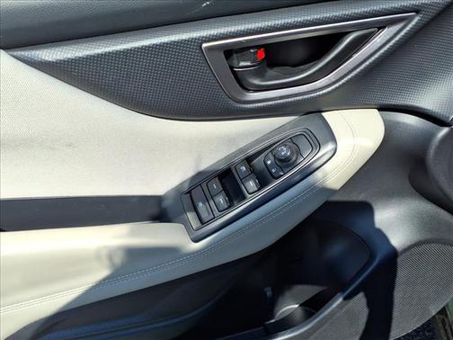 Cascade Green Silica 2024 Subaru Forester Base