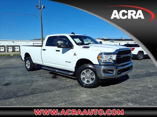2024 RAM 3500 Big Horn Crew Cab 4x4 8' Box