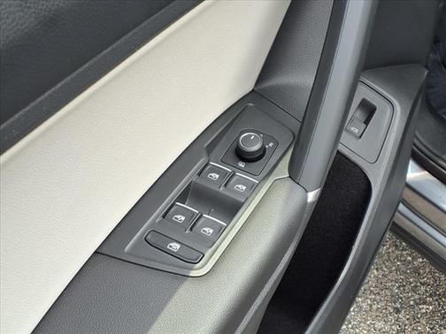 2018 Volkswagen Tiguan 2.0T SEL