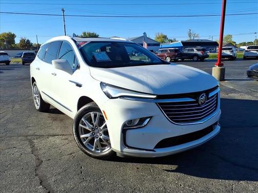 2024 Buick Enclave Essence FWD