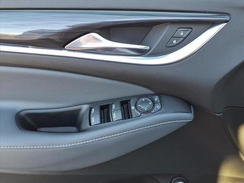 2024 Buick Enclave Essence FWD