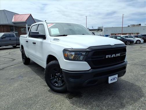 Bright White Clearcoat 2023 RAM 1500 Tradesman