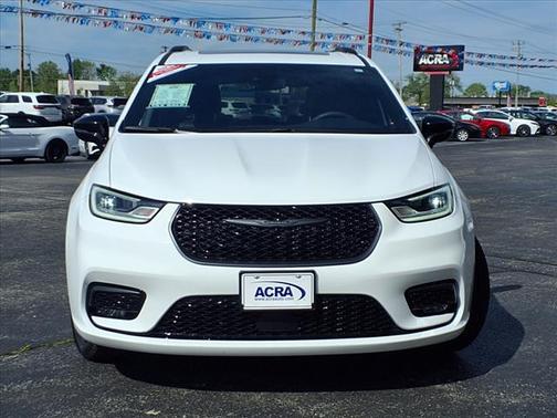 2024 Chrysler Pacifica Limited