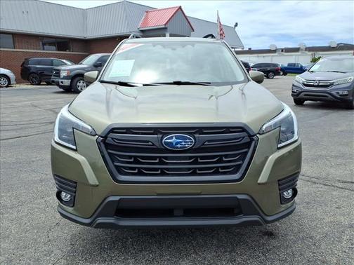 Autumn Green Metallic 2024 Subaru Forester Premium