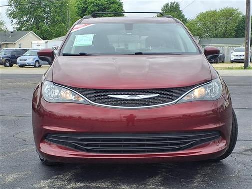 2020 Chrysler Voyager LXI