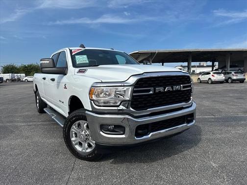 2024 RAM 3500 Big Horn Crew Cab 4x4 8' Box