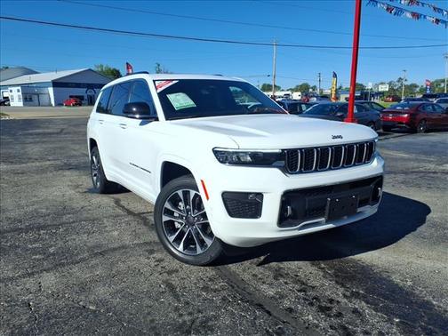 Bright White Clearcoat 2023 Jeep Grand Cherokee L Overland