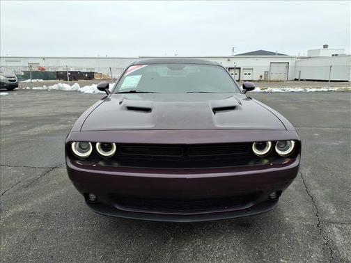 2022 Dodge Challenger SXT