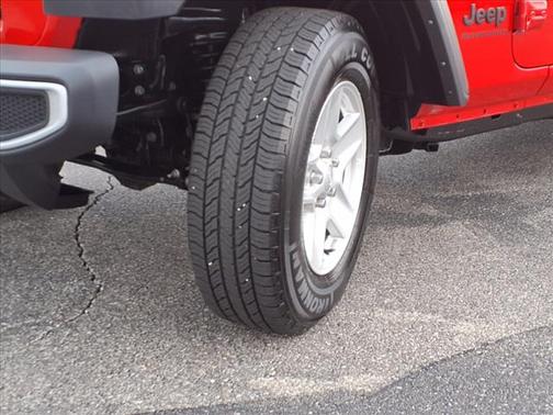 2023 Jeep Gladiator Sport S