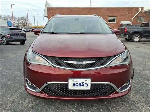 2018 Chrysler Pacifica Touring-L Plus