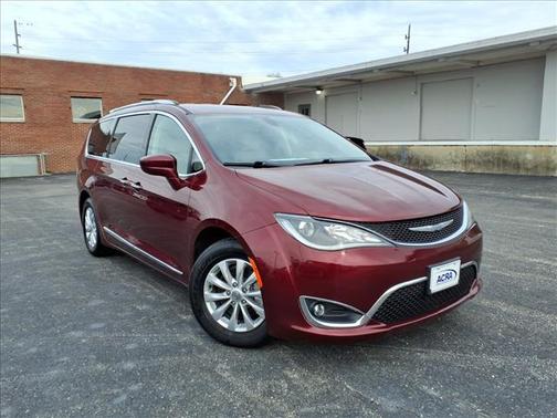 2018 Chrysler Pacifica Touring-L Plus