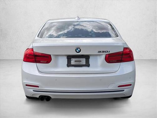 Mineral White Metallic 2017 BMW 330 330i