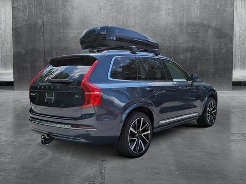 2024 Volvo XC90 B6 Plus Bright Theme 7-Seater