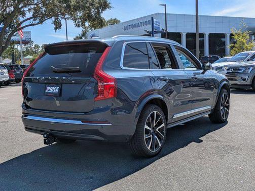 2024 Volvo XC90 B6 Plus Bright Theme 7-Seater