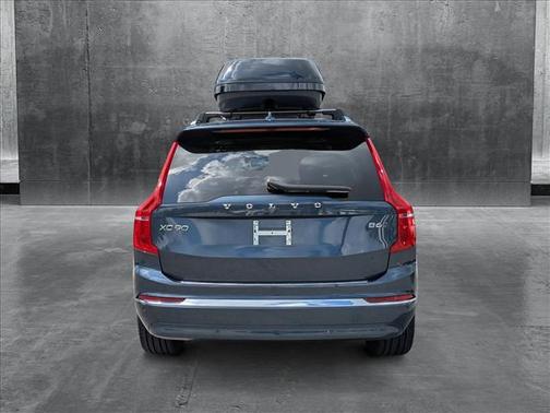 2024 Volvo XC90 B6 Plus Bright Theme 7-Seater