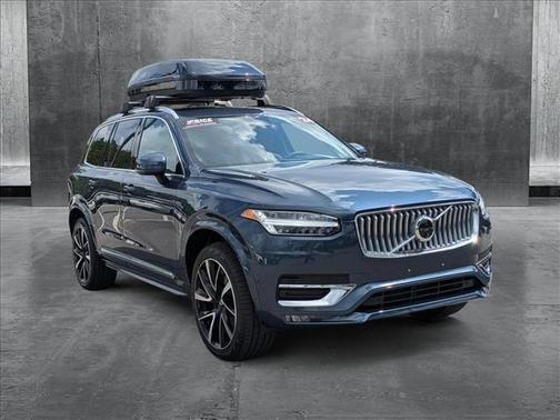 2024 Volvo XC90 B6 Plus Bright Theme 7-Seater