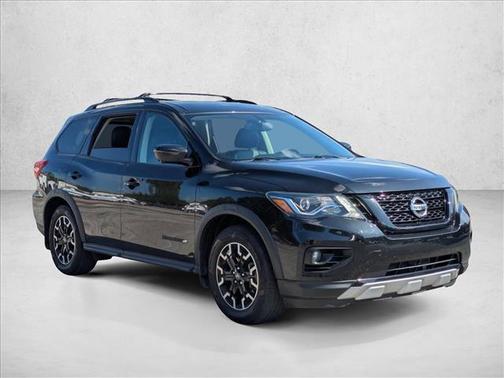 2019 Nissan Pathfinder SL