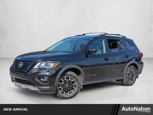 2019 Nissan Pathfinder SL