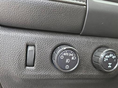 Marine Blue Metallic 2020 GMC Canyon SLT